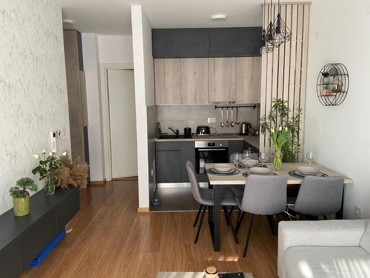 Apartment Pupin Star - City Centre Novi Sad Exterior photo