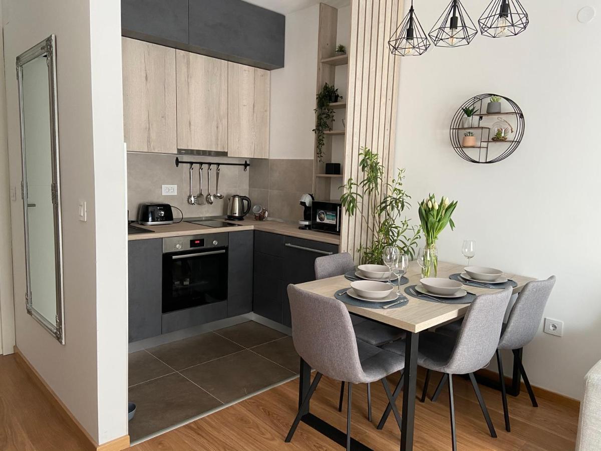 Apartment Pupin Star - City Centre Novi Sad Exterior photo